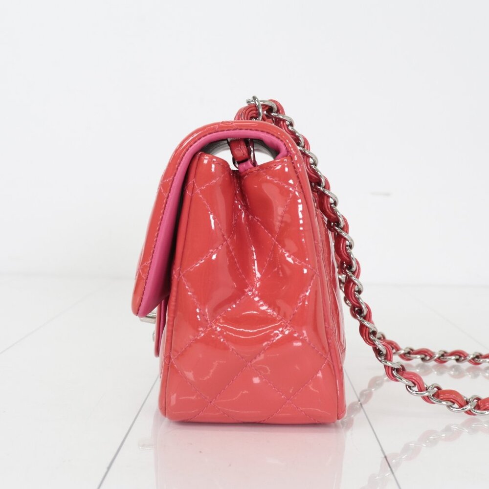 CHANEL Pink Quilted Shoulder Bag - Picture 5 of 12